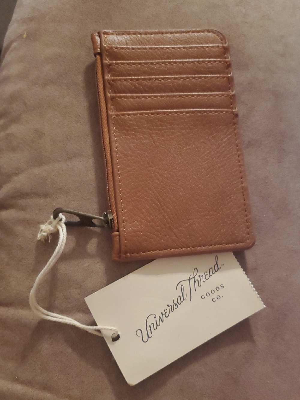 Universal Thread Zip Card Holder